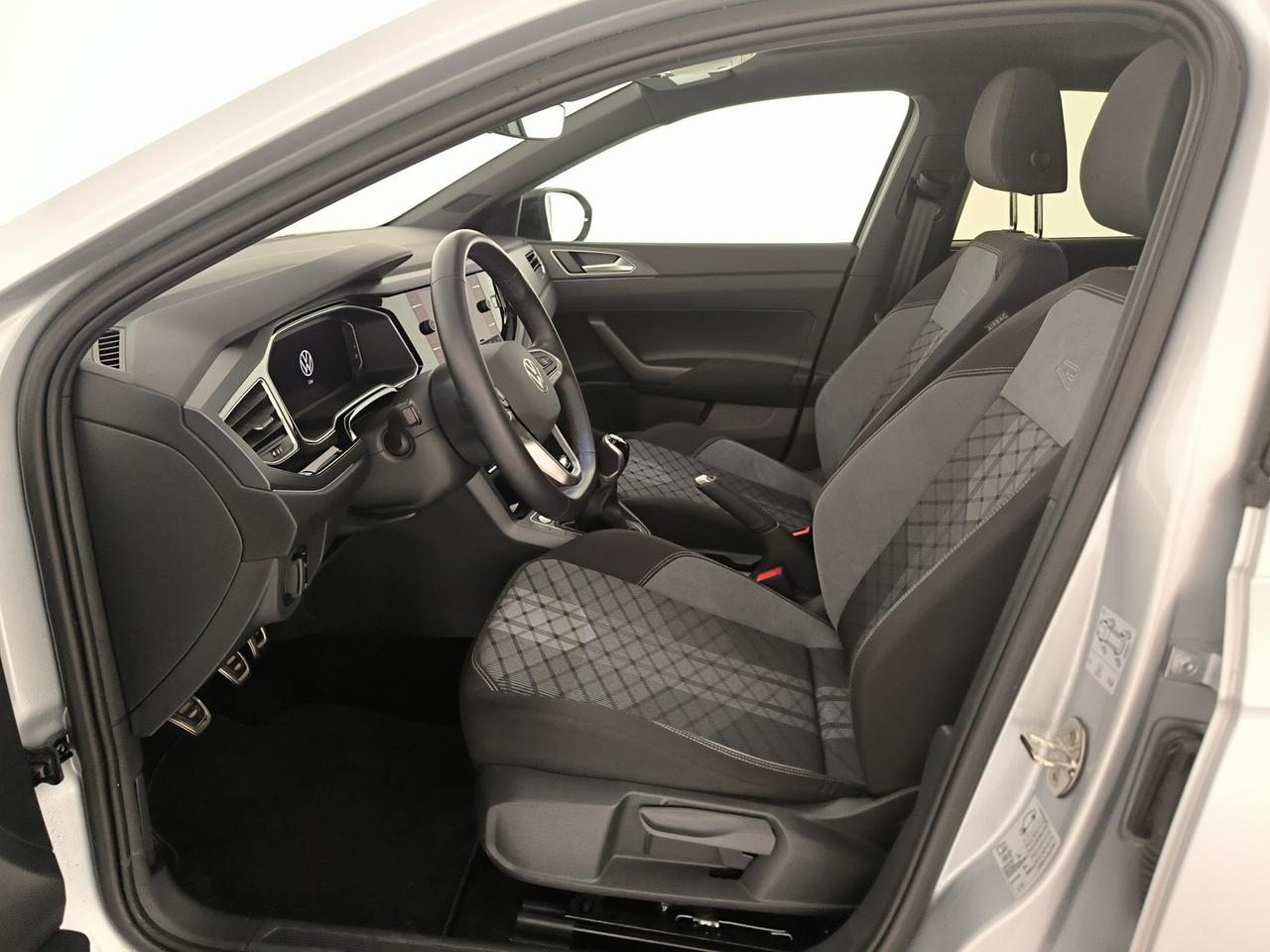 Volkswagen Taigo 1.0 tsi r-line plus 115cv