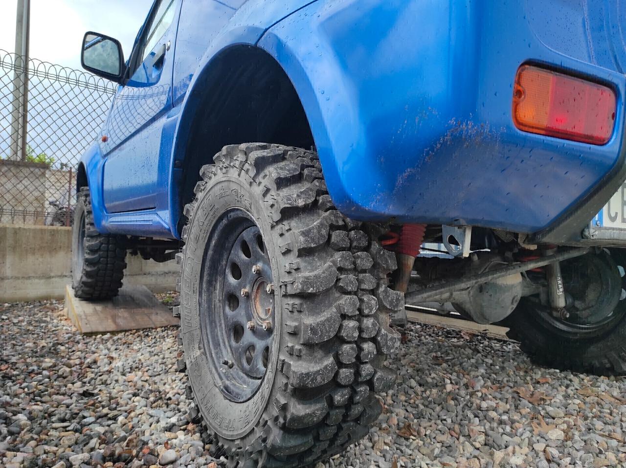 Suzuki Jimny 1.3i 16V cat 4WD JLX