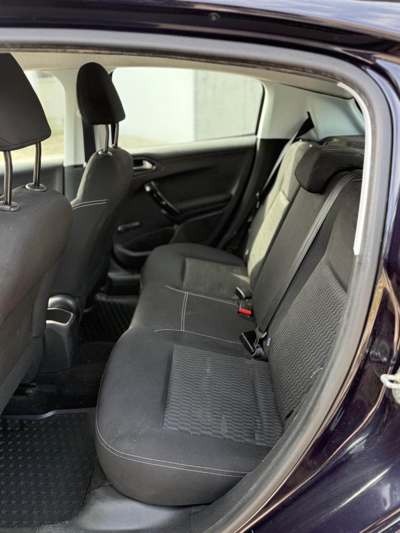 Peugeot 208 1.2 GPL DI SERIE ALLURE NEOPAT 2017