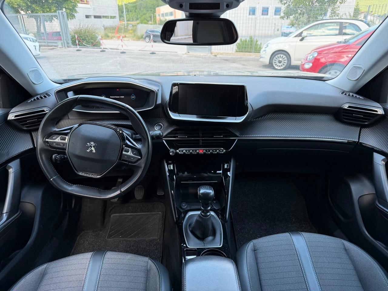 Peugeot 2008 PureTech 100 S&S Allure