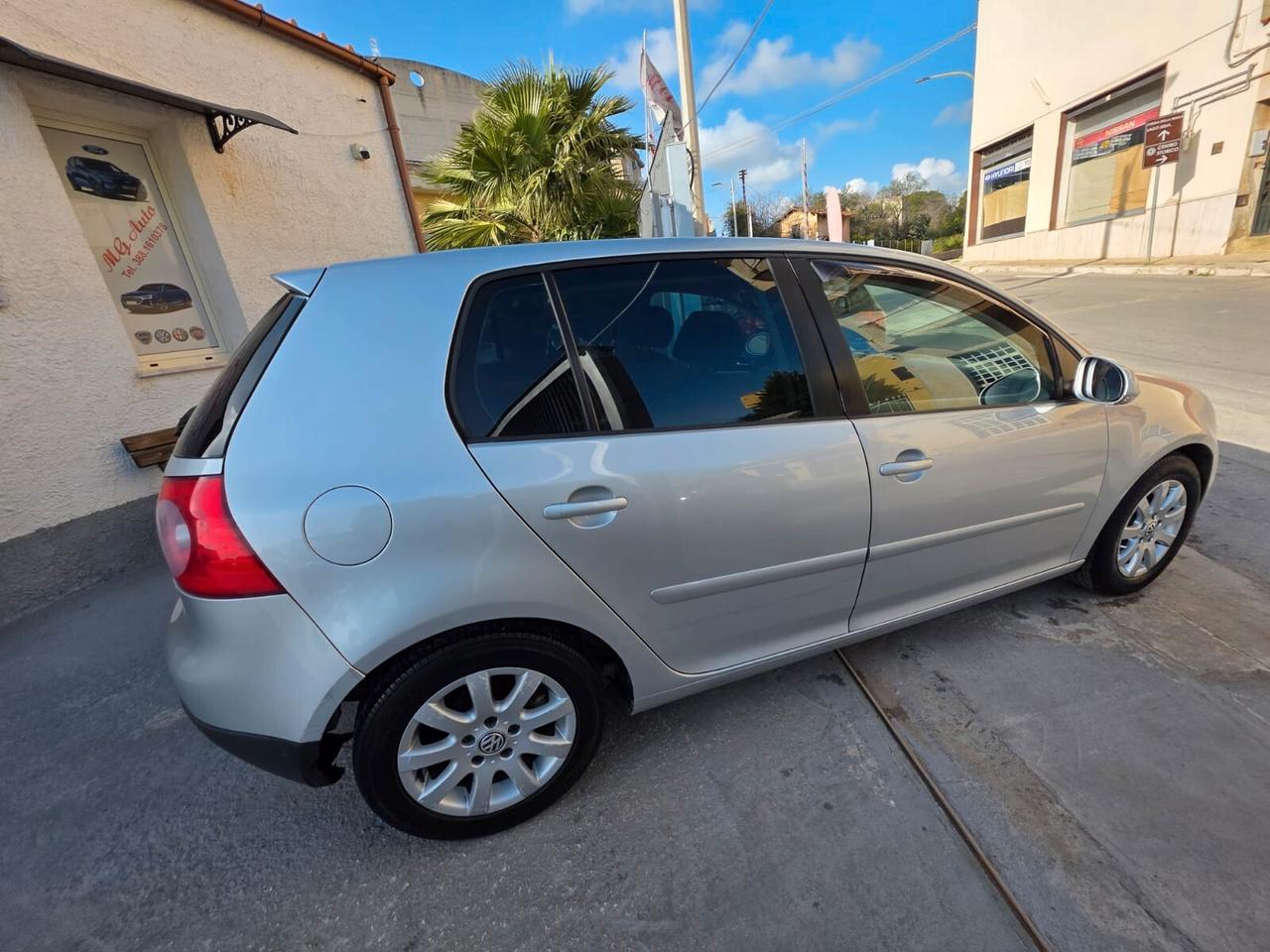 Volkswagen Golf 2.0 16V TDI 5p. Comfortline