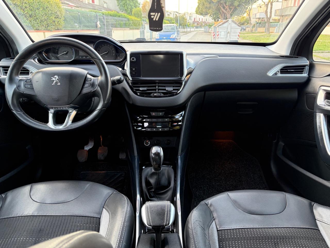 Peugeot 2008 serie 1.6 e-HDi 92 CV StopeStart Urban Cross Euro5B