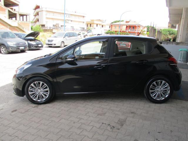 PEUGEOT 208 PureTech 5 porte Allure