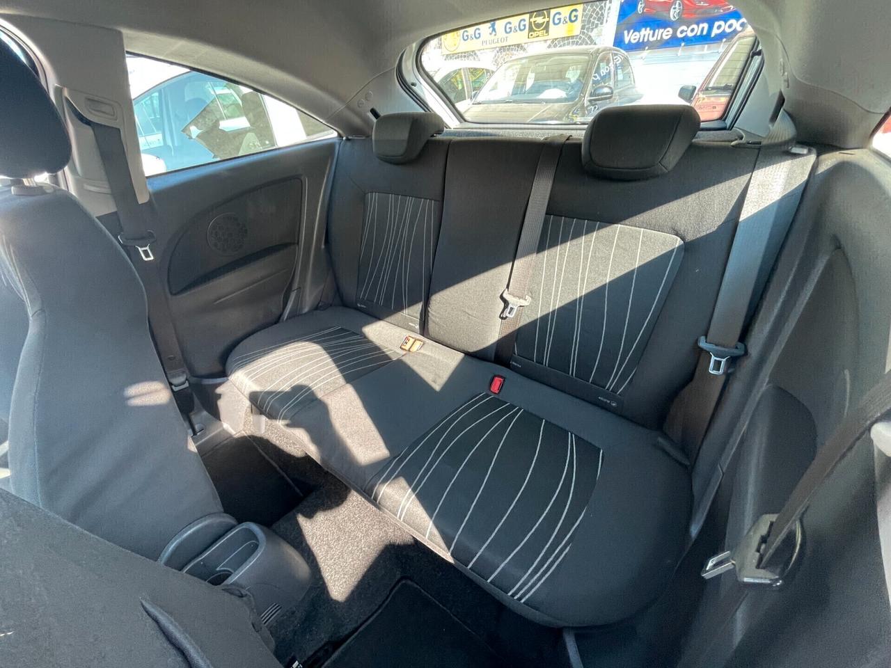 Opel Corsa 1.0 12V 3 porte Club