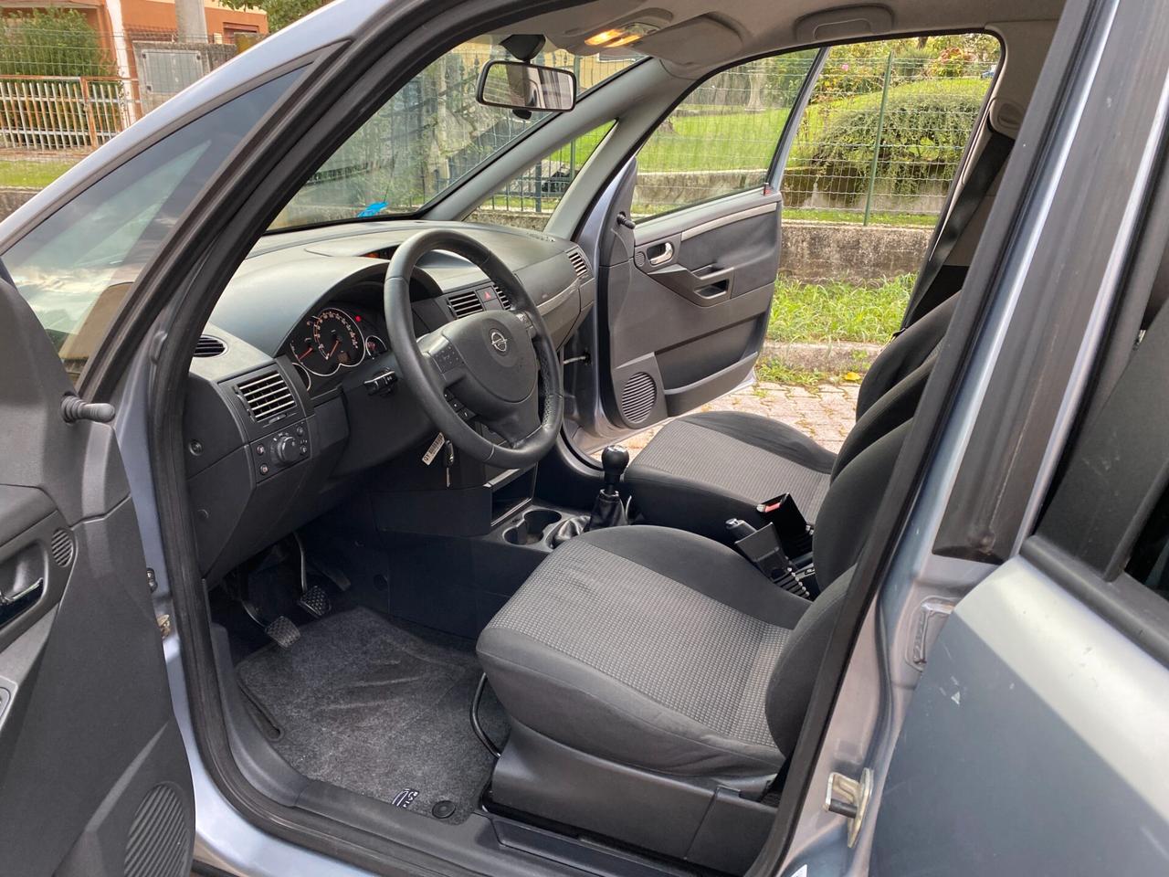 Opel Meriva 1.4i Cosmo OK NEOPATENTATO