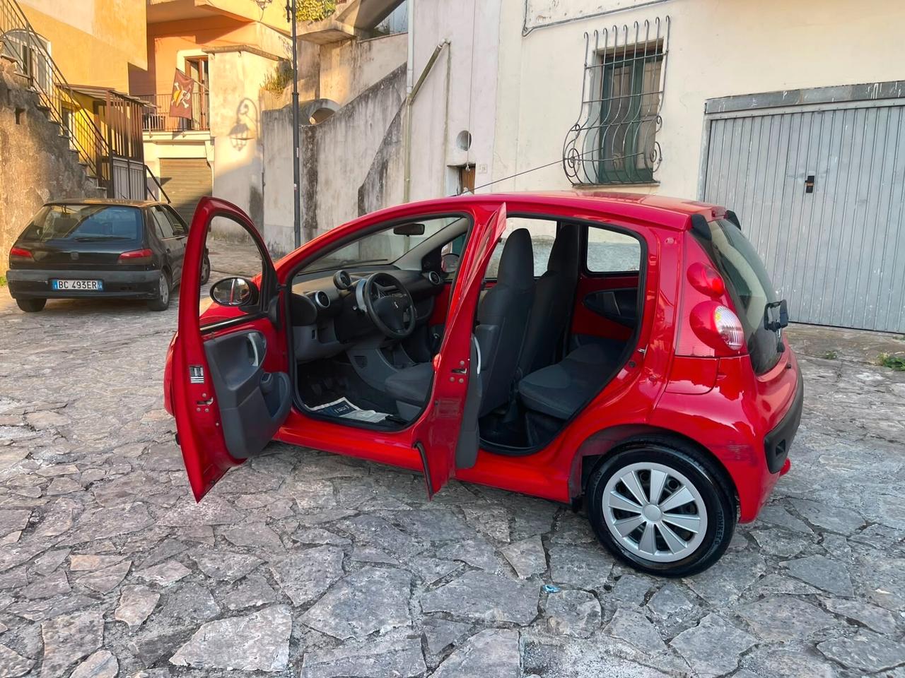 Peugeot 107 1.0 68CV 5p. Sweet Years