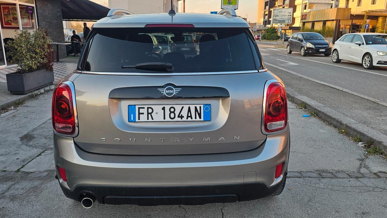 Mini Cooper Countryman 1.5 One D Hype