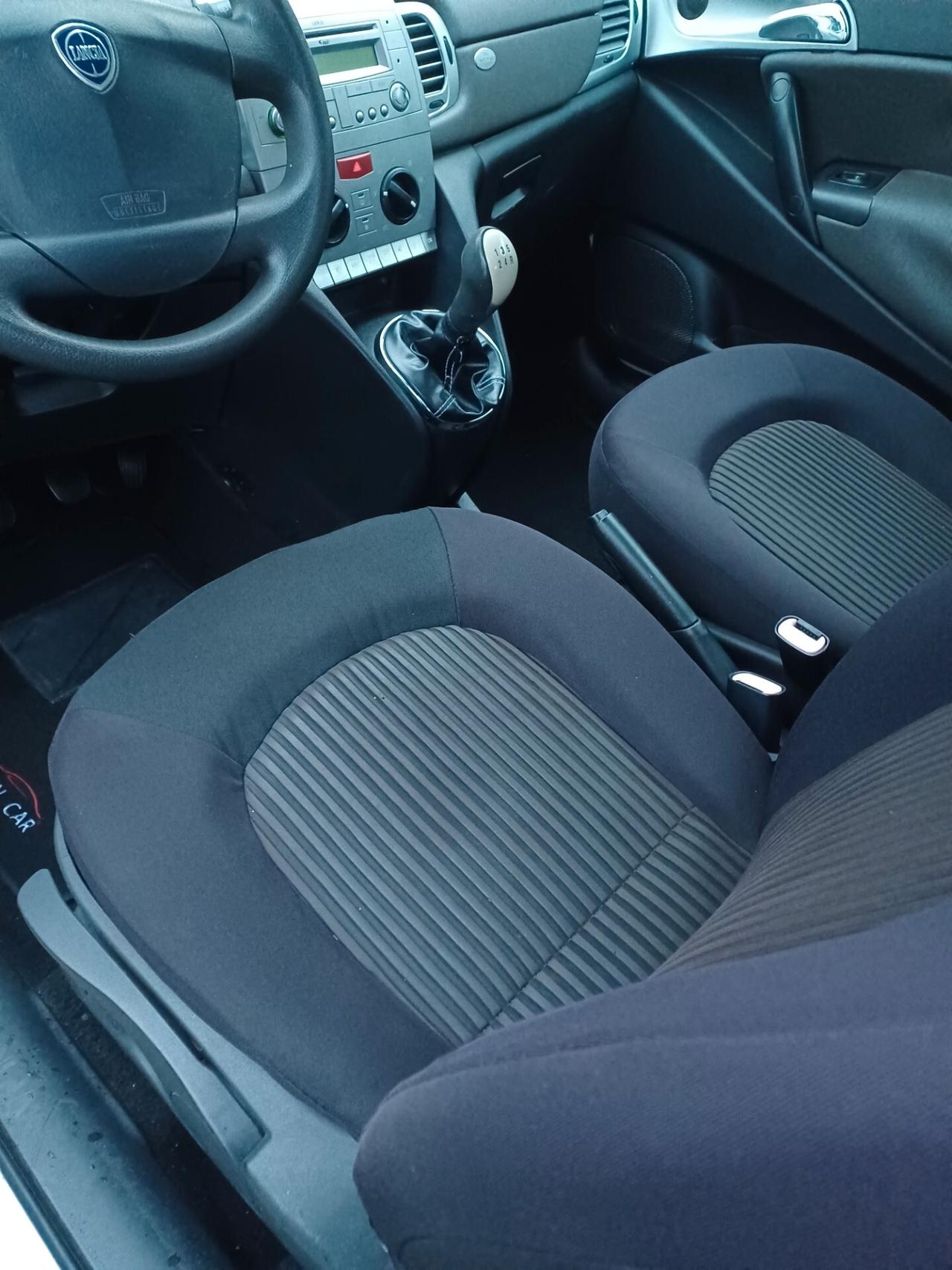 Lancia Ypsilon 1.3 M.JET BICOLORE SOLO 117000 KM