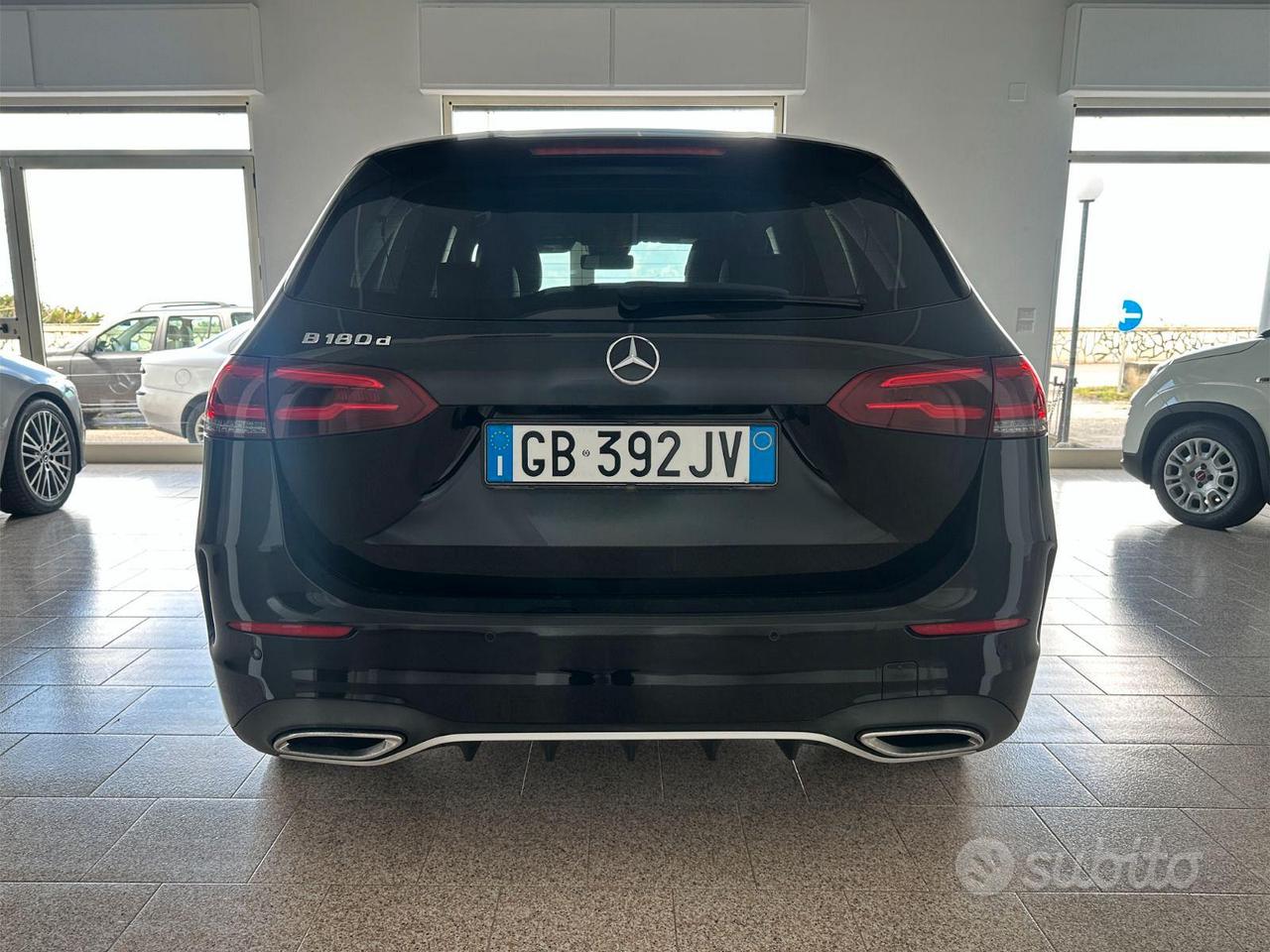 Mercedes-Benz B 180d Premium AMG - 114.000km