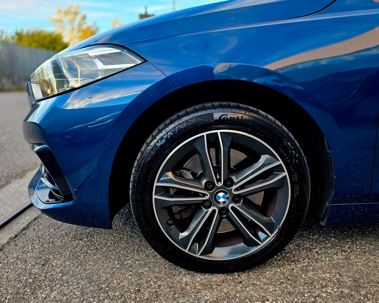 Bmw 120 xDrive 5p. Msport AUTOMATICO V. COCKPIT