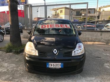 Renault Modus 1.5 dCi 75CV 55 KW Wave auto pari al nuovo