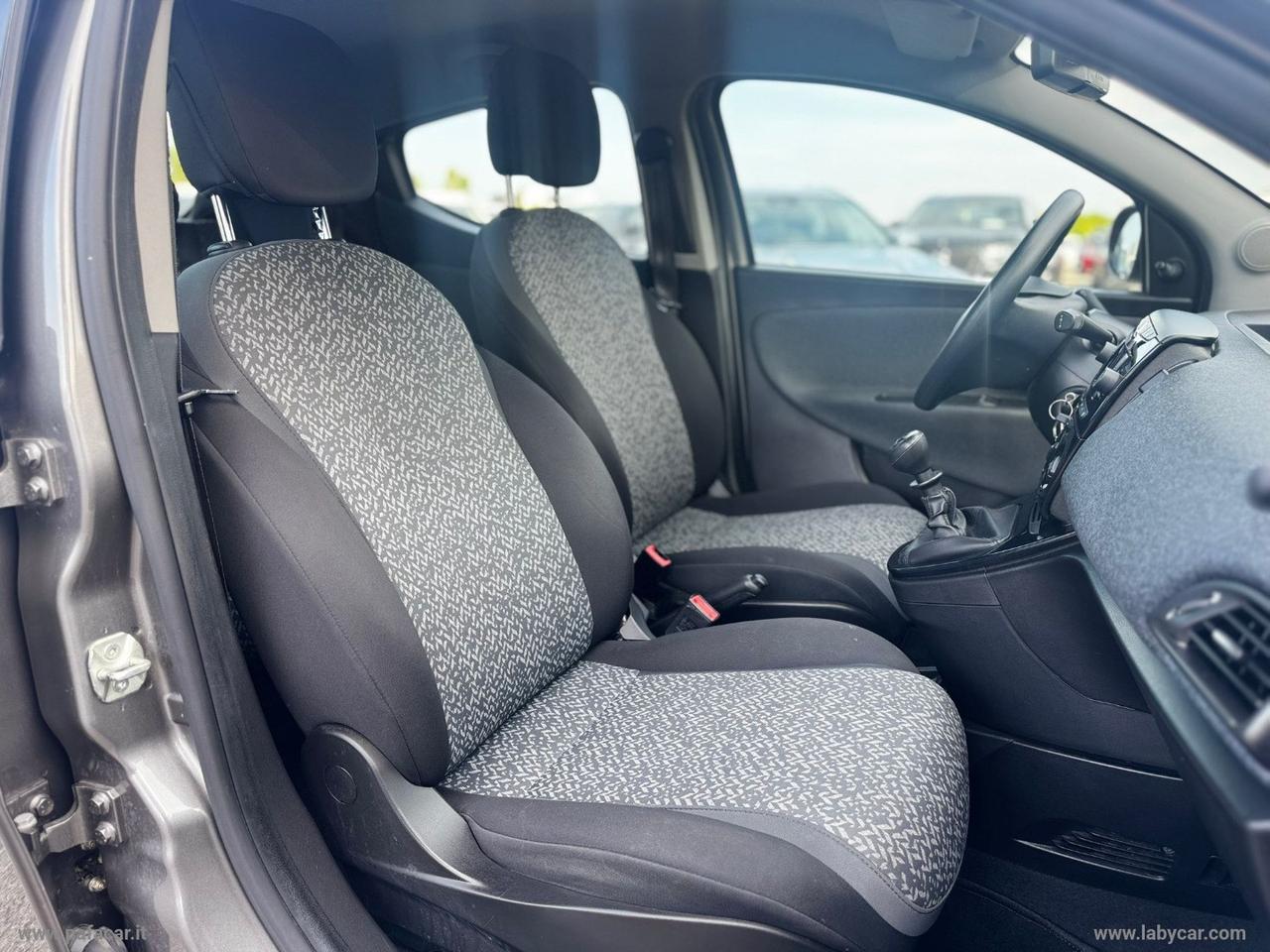 LANCIA Ypsilon 1.0 FireFly 5pS&S Hyb. Eco Silv.