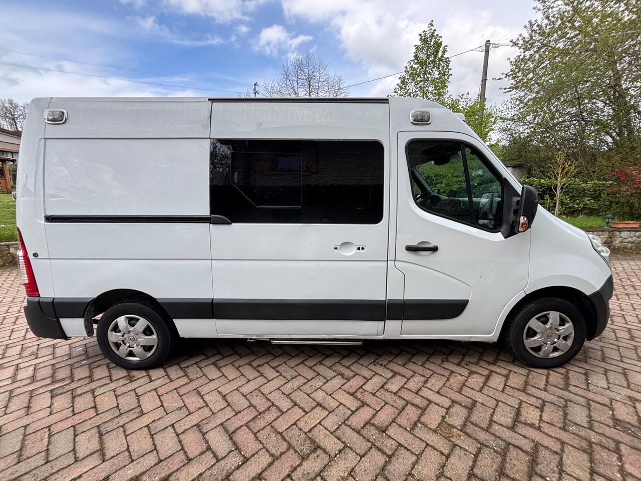 Renault Master T35 2.3 dCi/125