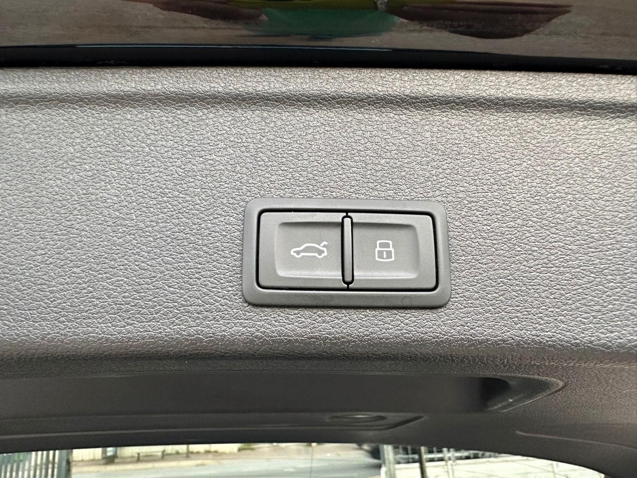 AUDI A4 ALLROAD IDENTITY CONTRAST 40 TDI 204 CV S-TRONIC