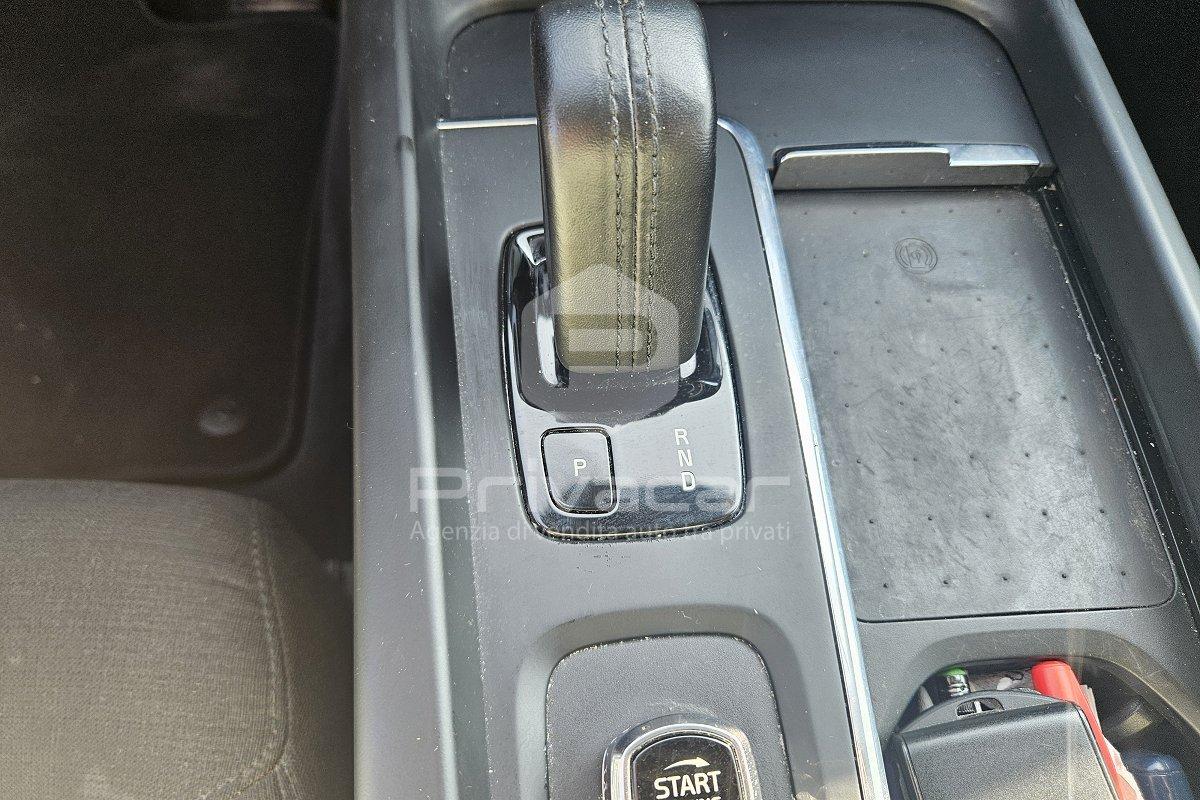 VOLVO V60 B4 (d) Geartronic Momentum Business