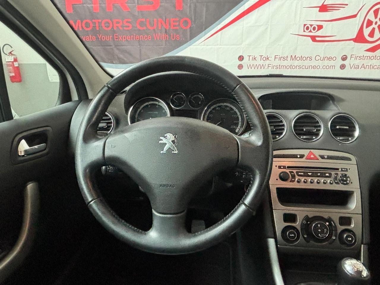 Peugeot 308 1.6 VTi 120CV 5p. Active
