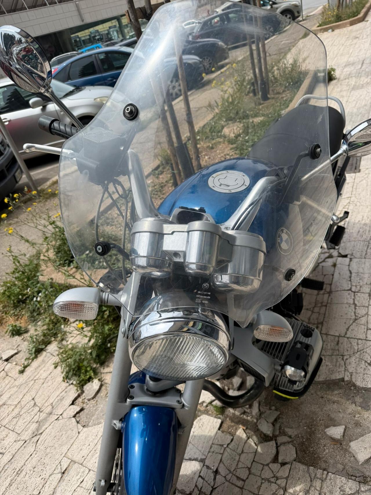 BMW R850R