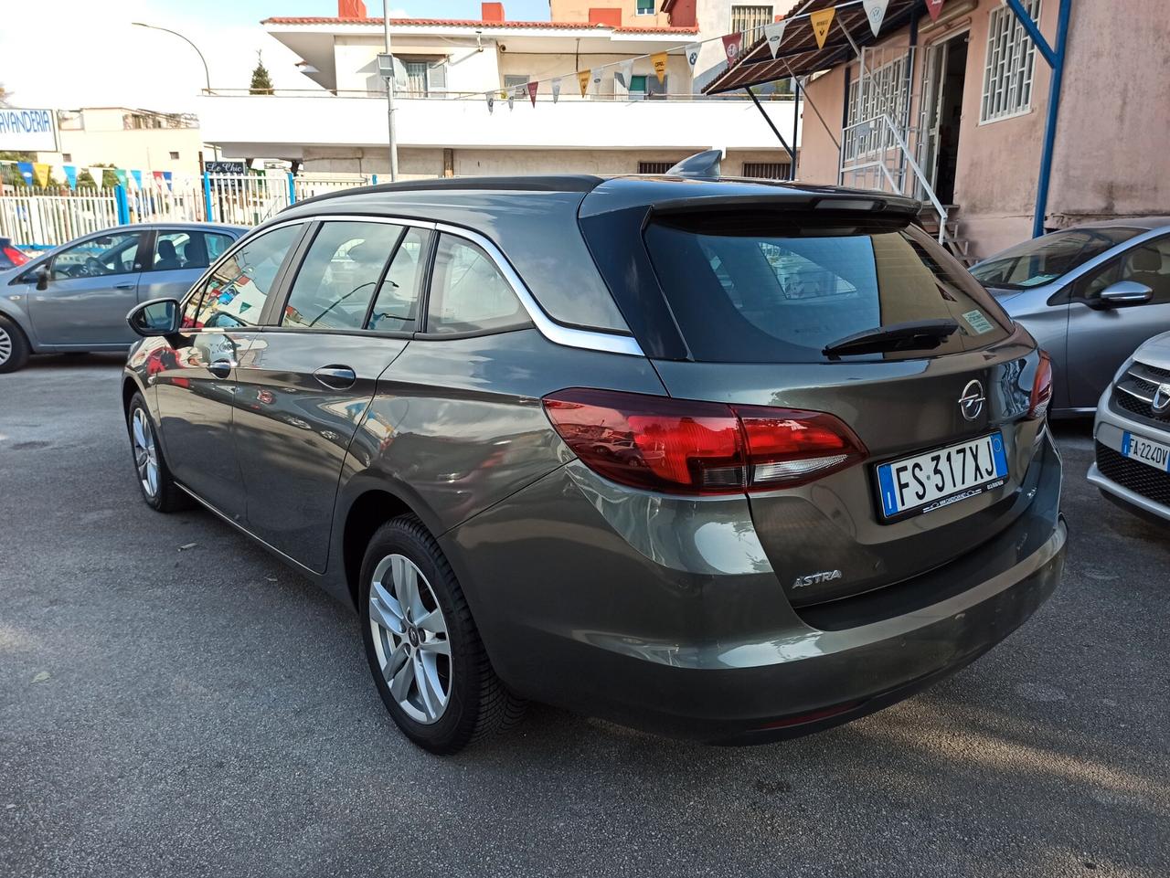 Opel Astra 1.6 CDTi Sw Sports Tourer Advance