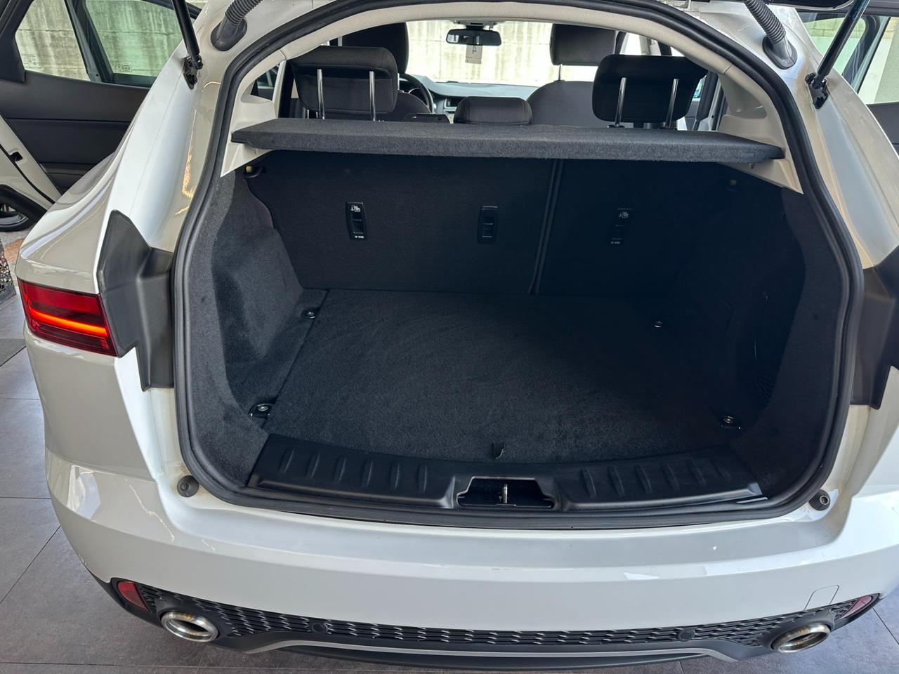 Jaguar E-Pace 2.0d i4 fwd 150cv my19