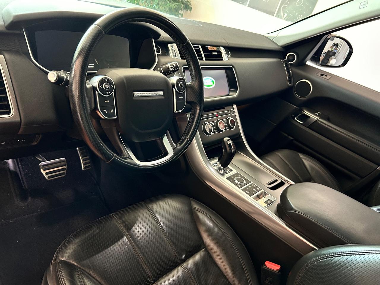 Land Rover Range Rover Sport 3.0 SDV6 HSE SPORT