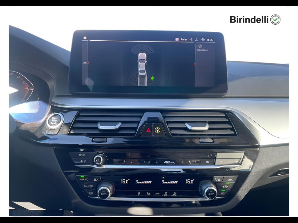 BMW Serie 5(G30/31/F90) - 518d 48V Business