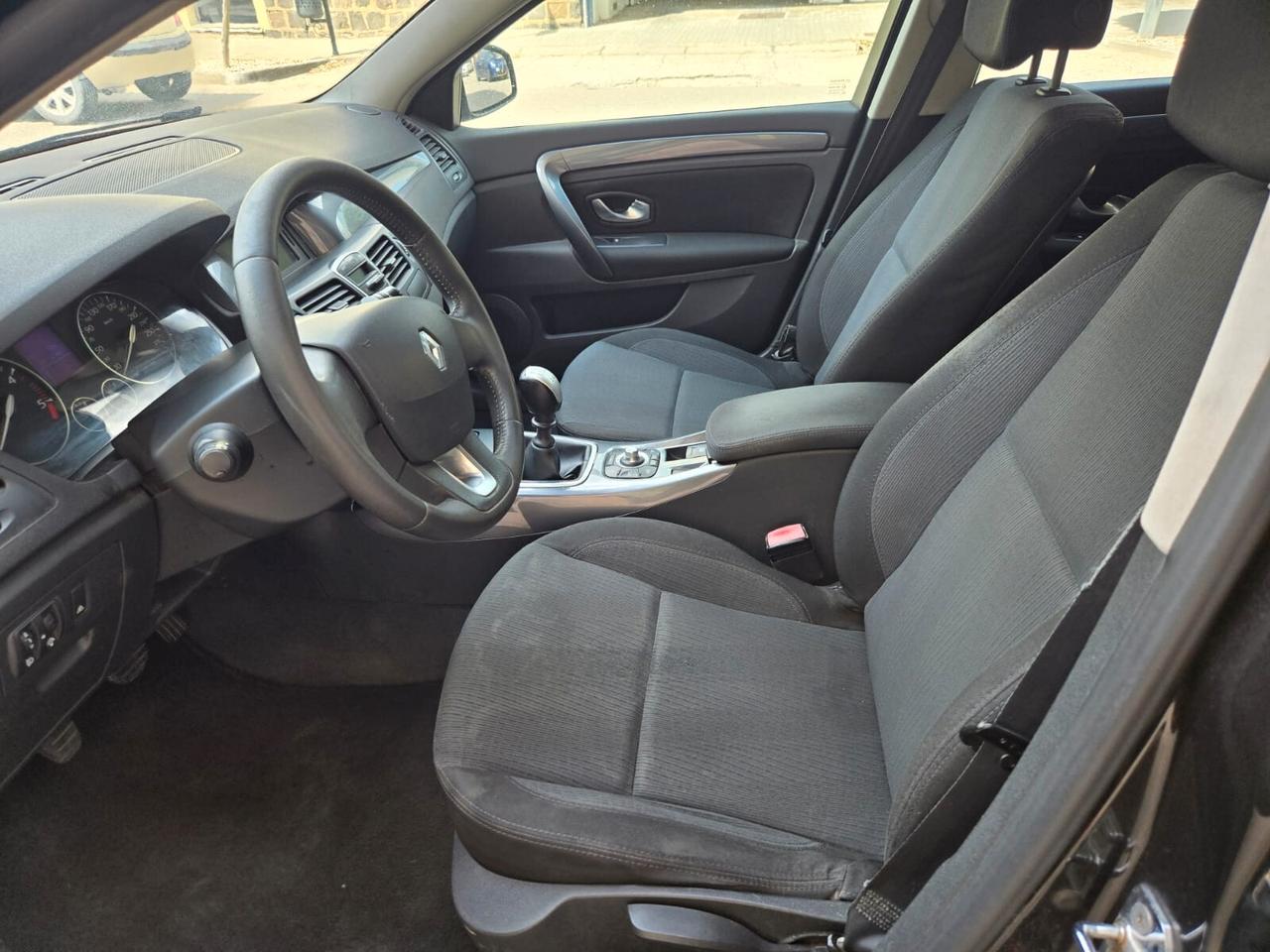 Renault Laguna 2.0 dCi 175CV SporTour Proactive 4Control ESM