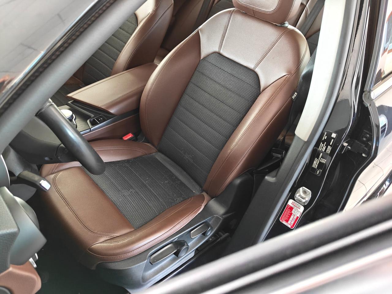 Alfa Romeo Stelvio 2.2 Turbodiesel 210 CV AT8 Q4 Executive