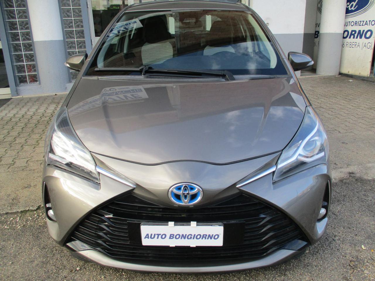 TOYOTA Yaris 1.5 Hybrid 5 porte Business