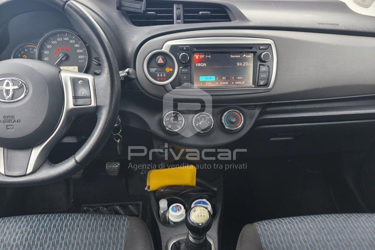 TOYOTA Yaris 1.3 5 porte Active