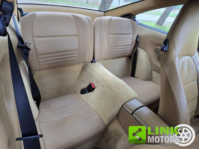 PORSCHE 911 Carrera cat Coupé