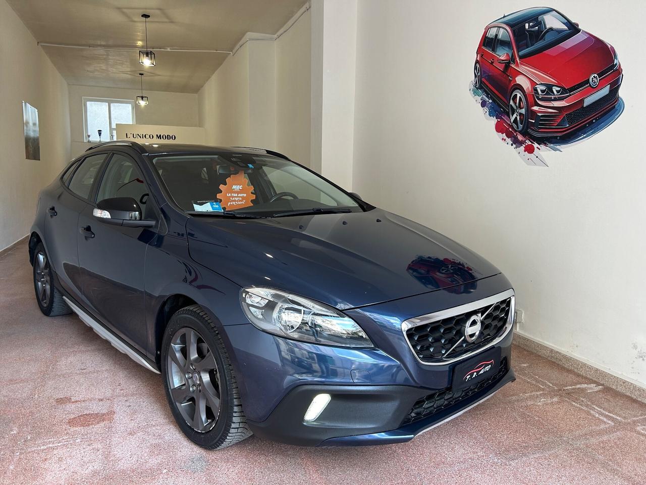 Volvo V40 D2 1.6 Cross Country Kinetic GARANZIA 12 MESI