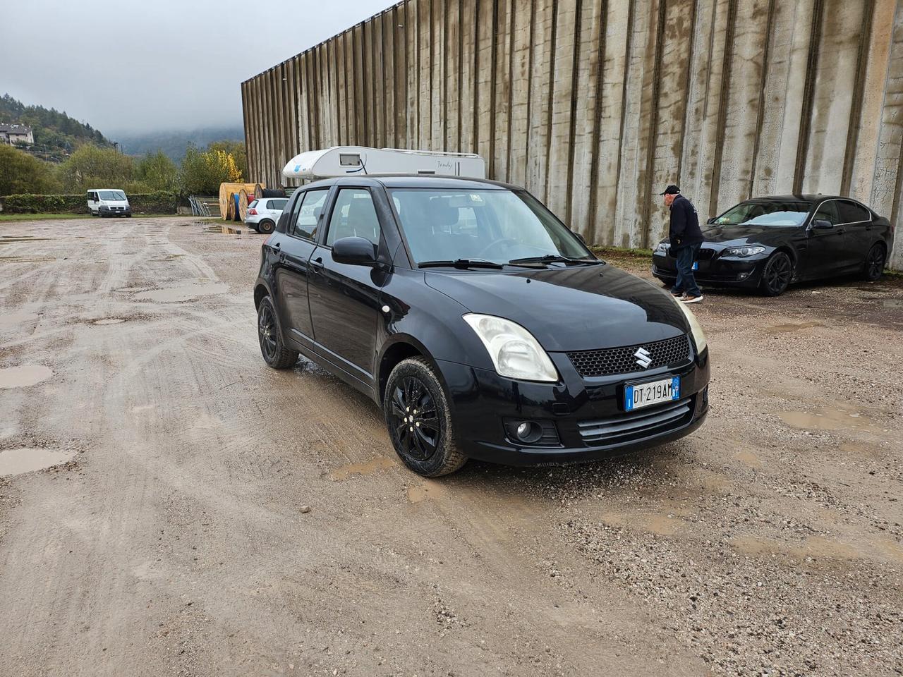 Suzuki Swift 1.2 VVT 4WD 5 porte B-Cool Bi-Color