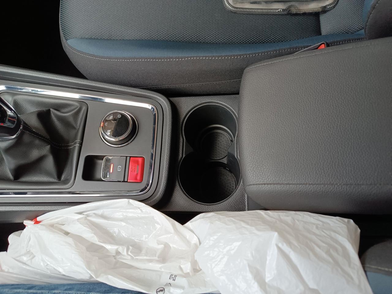Seat Ateca 1.6 TDI 115 CV full optional navi camera