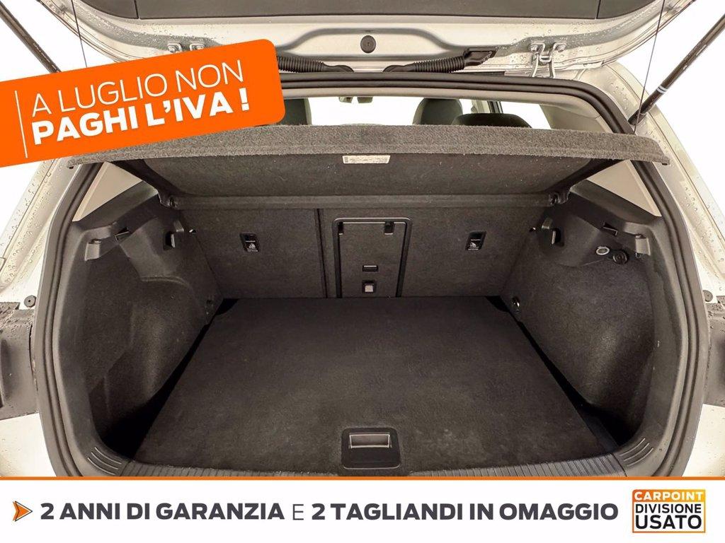 VOLKSWAGEN Golf 1.5 etsi evo style 130cv dsg del 2023