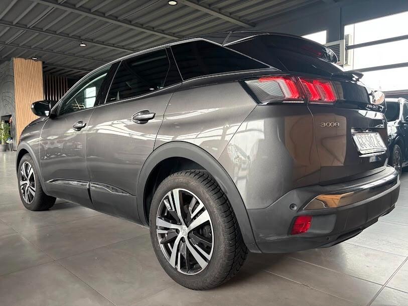 Peugeot 3008 BlueHDi 130 EAT8 Allure 78.000km