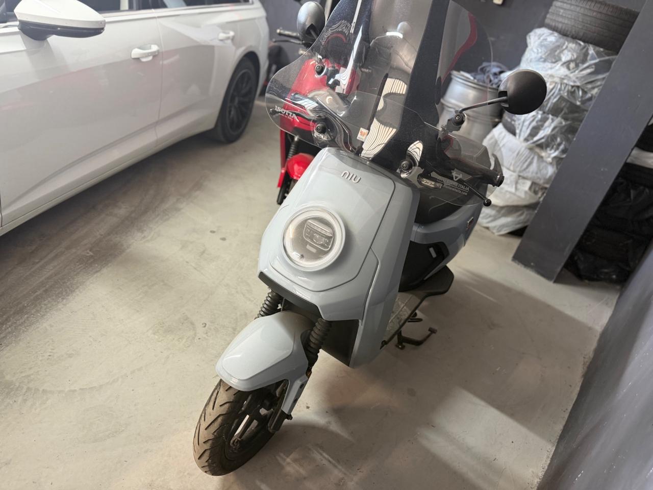 Niu MQi GT