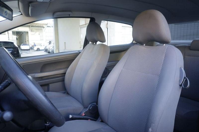 Volkswagen Fox Volkswagen Fox 1.2 Sport 40KW ANNO 2011