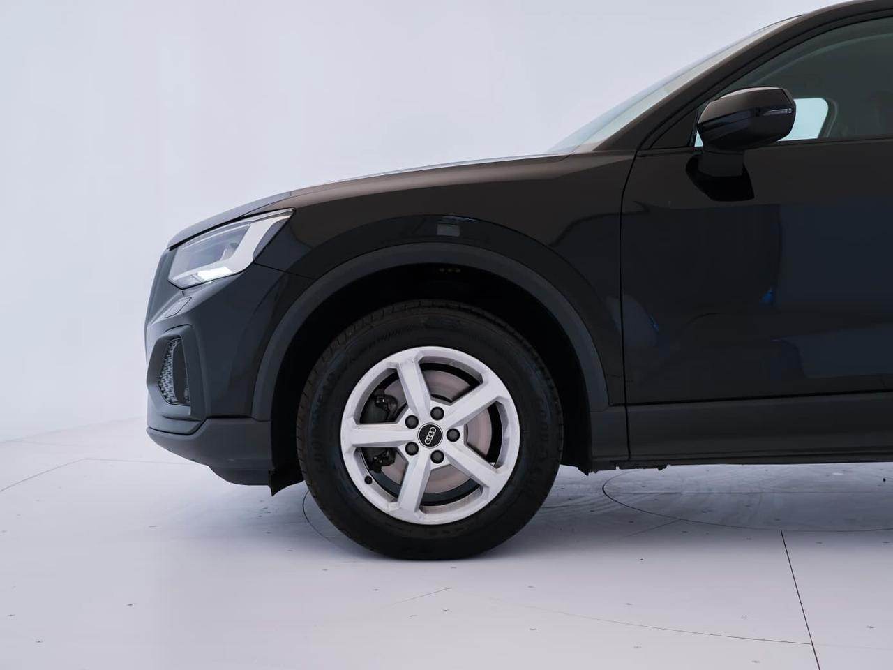 Audi Q2 35 TDI quattro S tronic Business