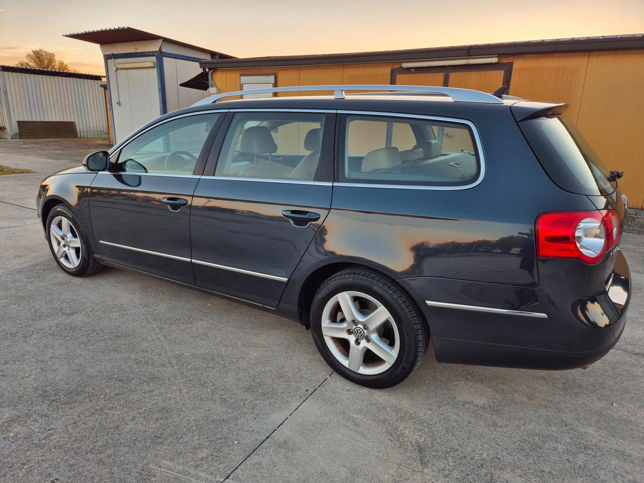 Volkswagen Passat 2.0 TDI DPF 4mot. Var. Highline