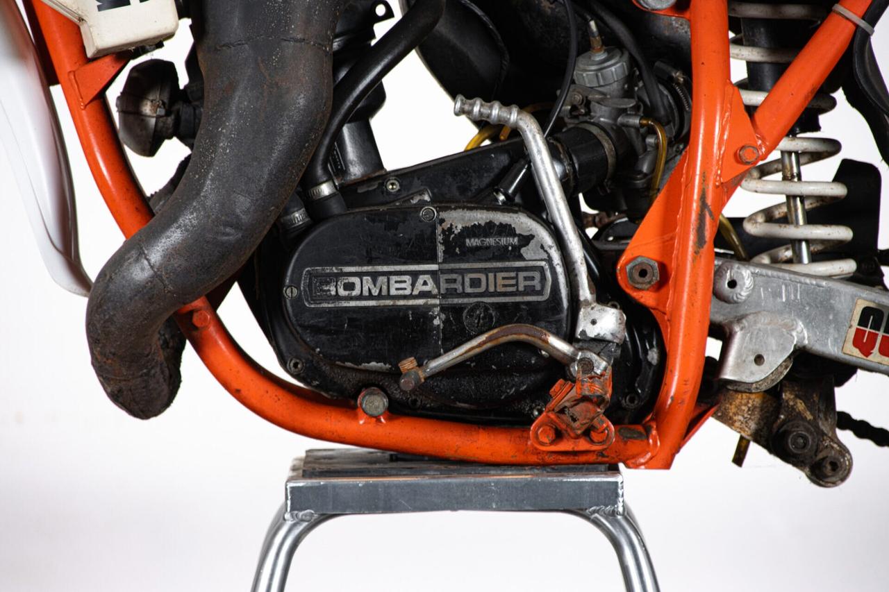 ARMSTRONG 250 MX