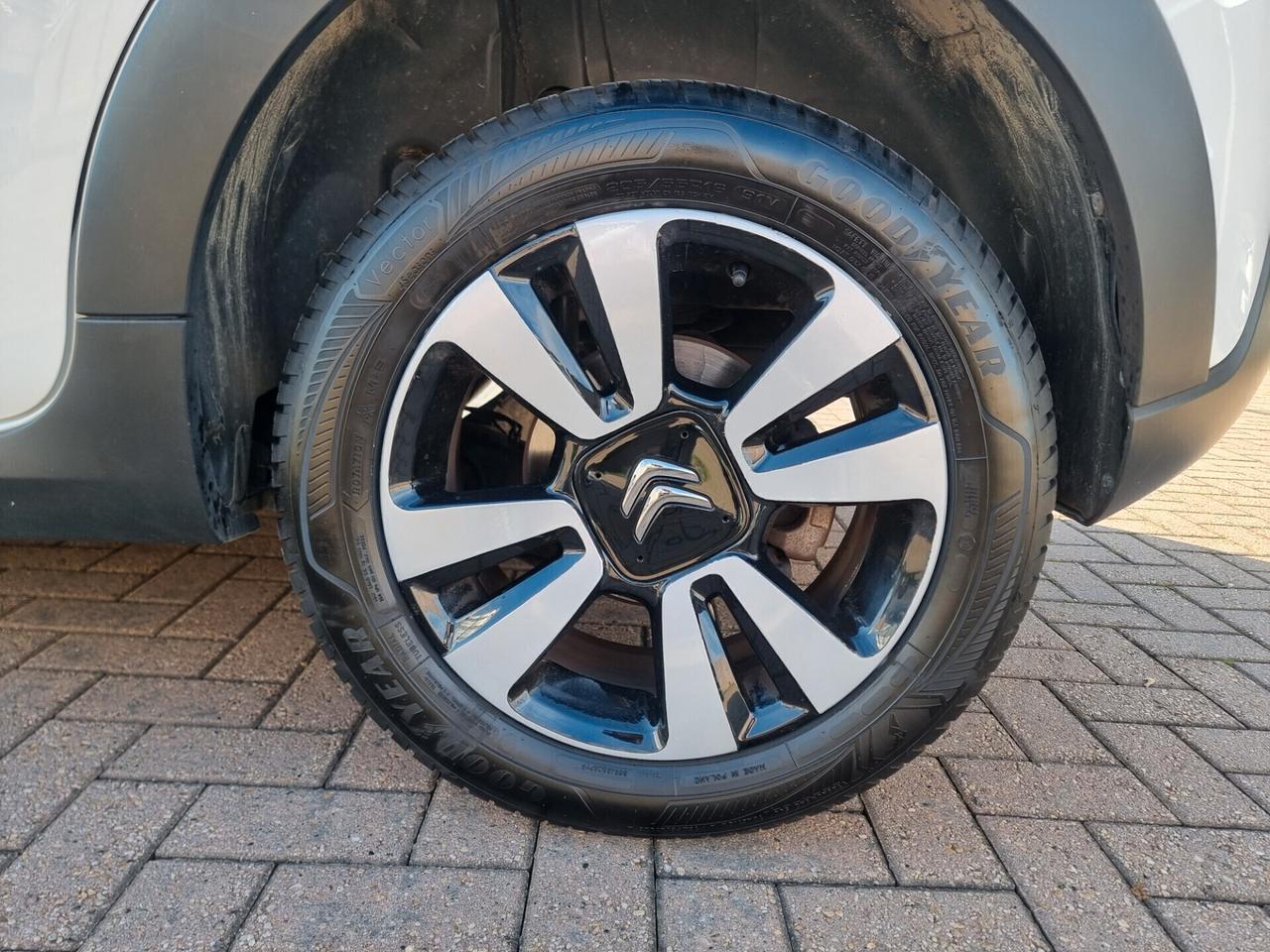 Citroen C3 110 S&S EAT6 Shine Pack PREZZO REALE