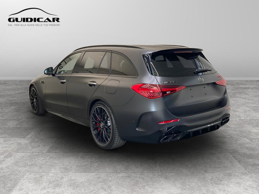 Mercedes-Benz Mercedes-AMG C 63 S e Performance Statio