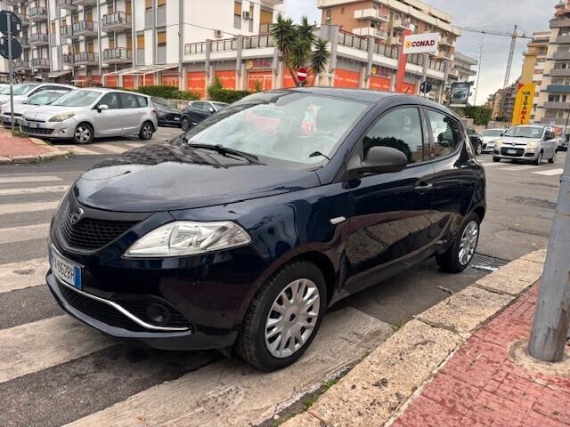 Lancia Ypsilon Finanziabile Garanzia Anche permuta