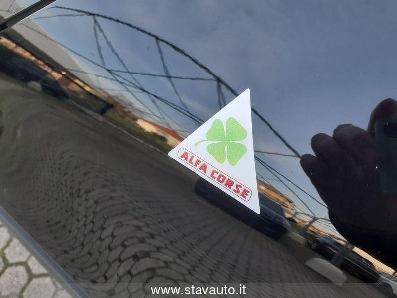 Alfa Romeo Junior Ibrida My25 Ibrida 1.2