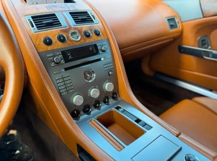 Aston Martin DB SPETTACOLARE DB9 Volante Touchtronic cabrio garanzia