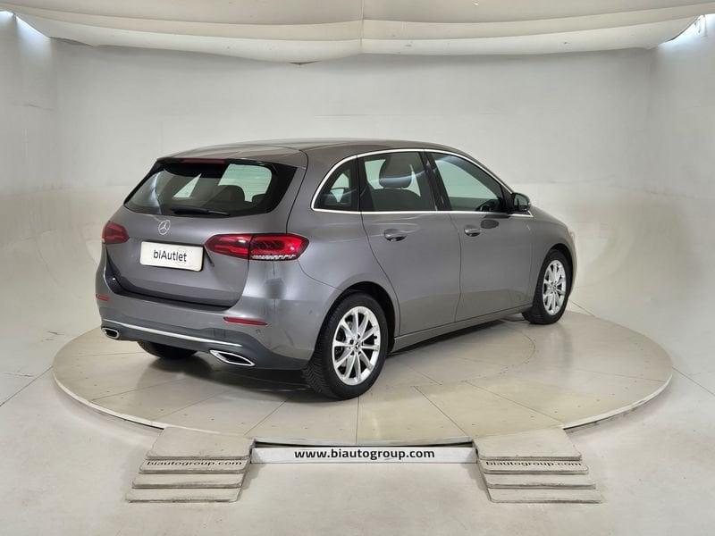 Mercedes-Benz Classe B - W247 2018 Diesel B 180 d Sport auto
