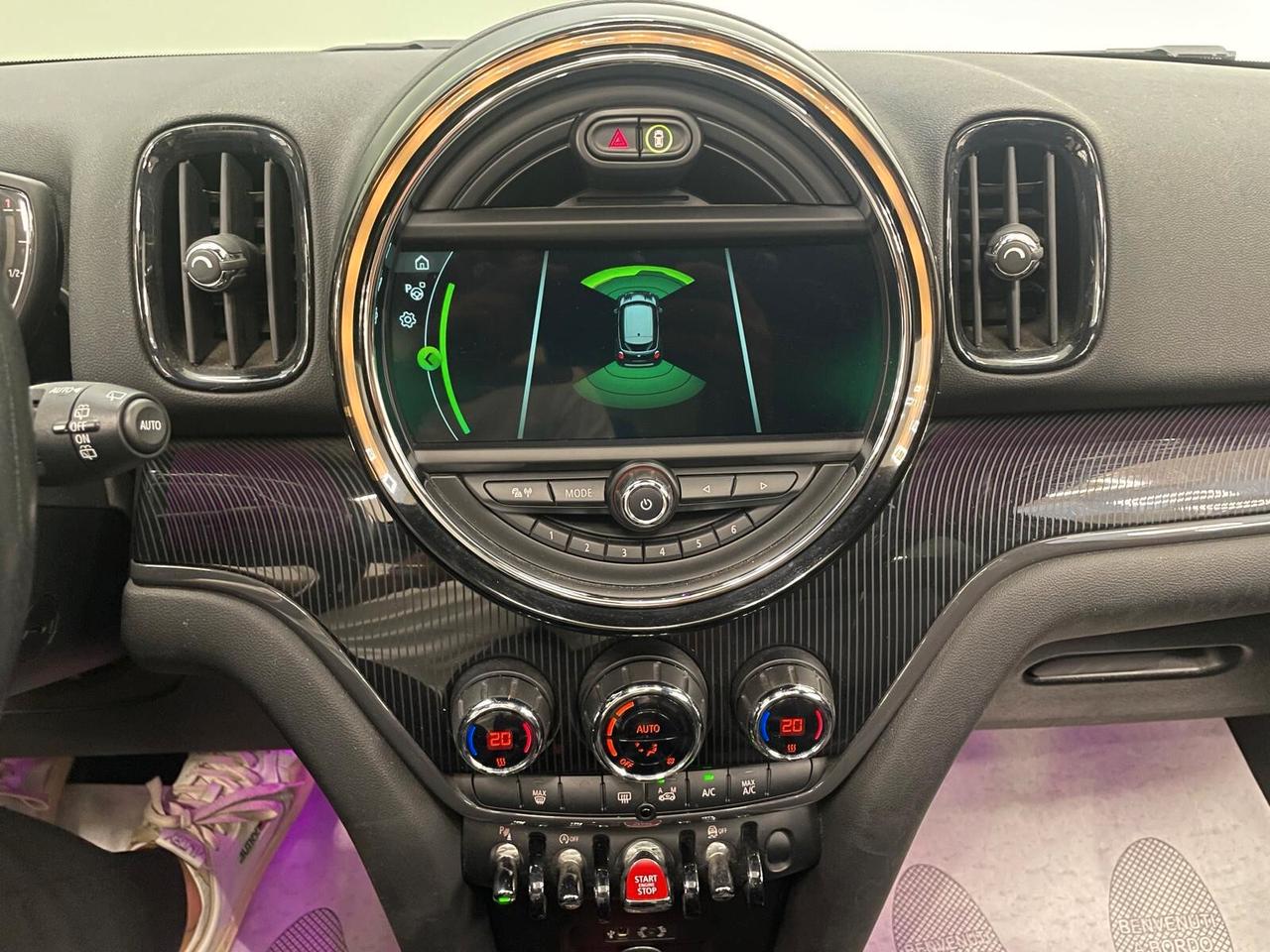 Mini Cooper D Countryman 2.0 Hype