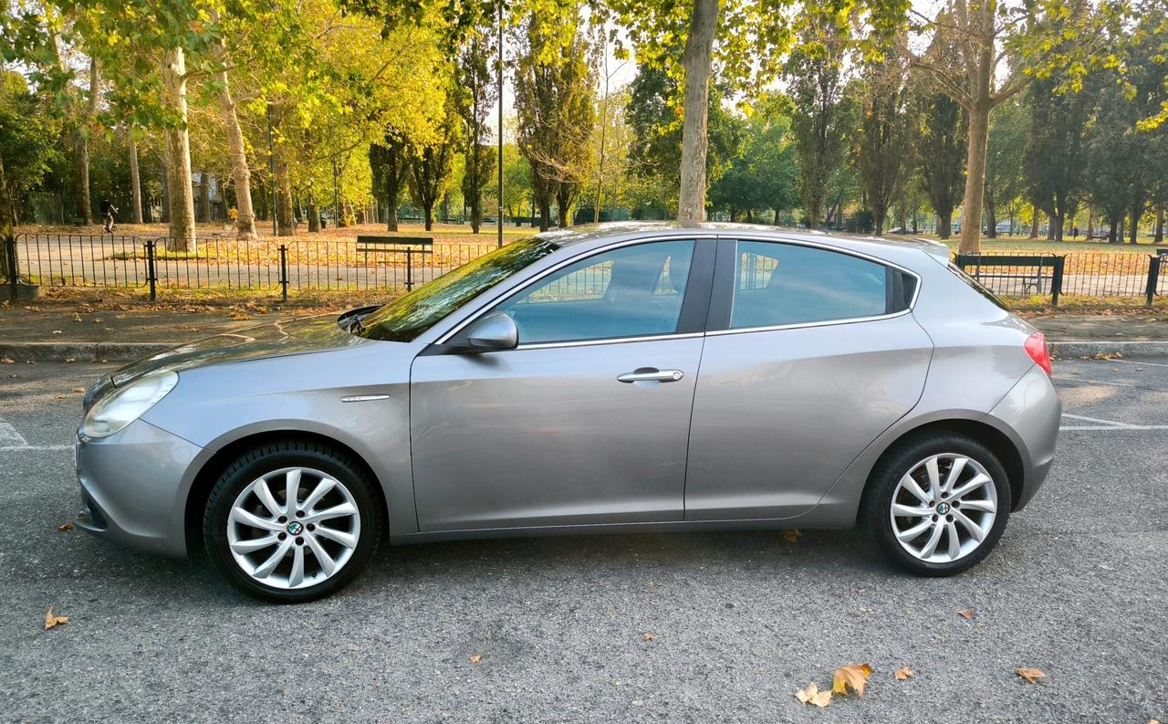 Alfa Romeo Giulietta 1.6 JTDm-2 105 CV