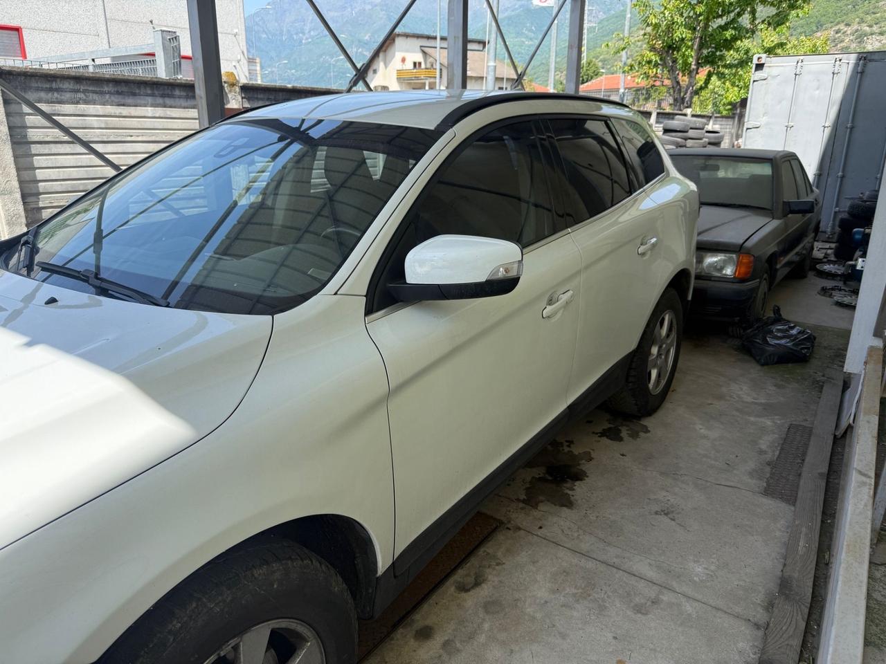 Volvo XC 60 XC60 2.4 D 163 CV AWD Momentum