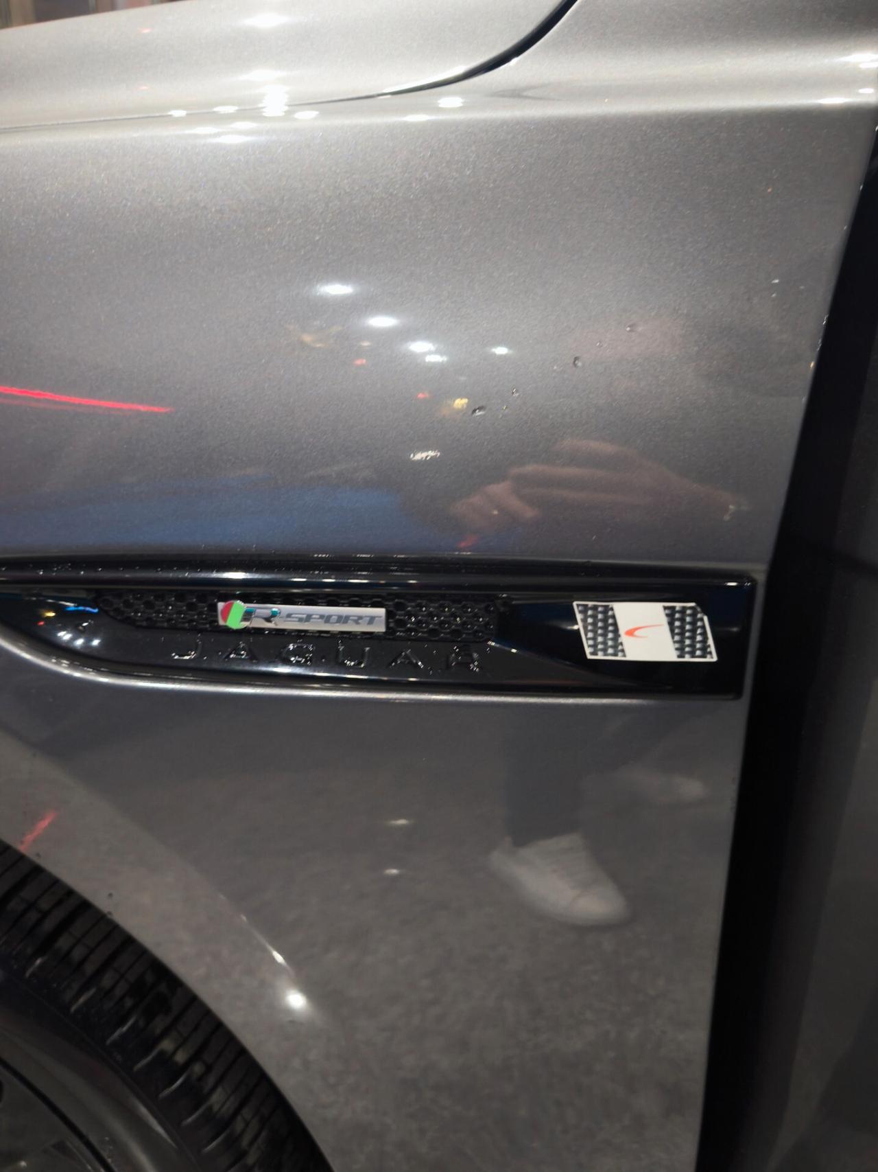 Jaguar F-Pace 2.0 D 180 CV AWD aut. R-SPORT 2018